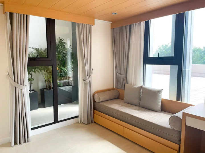 Window Seats & Reading Nooks in a Cincinnati home