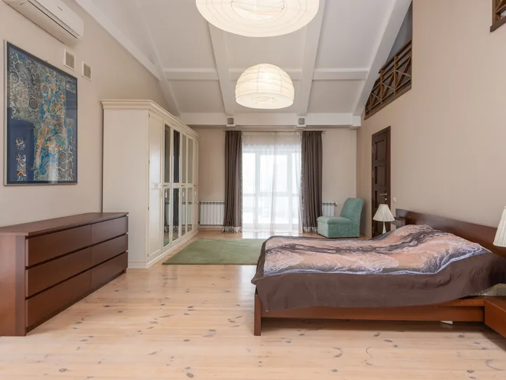 Bedroom Built-Ins in a Cincinnati home
