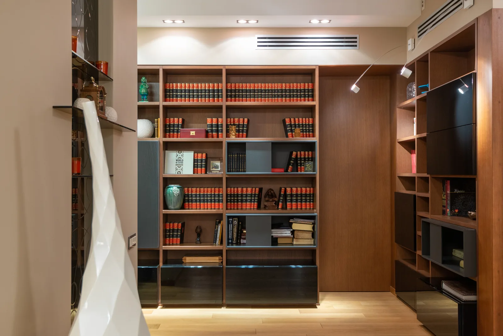 Bookcases & Home Libraries built and installed in a Cincinnati home